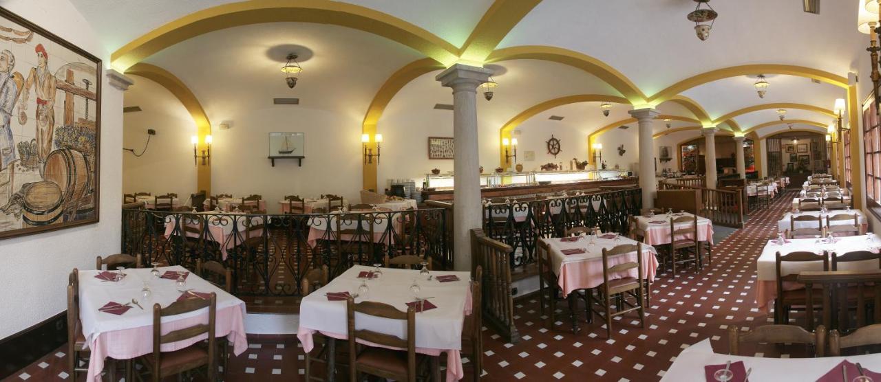 Hotel La Carolina Лорет де Мар Екстериор снимка