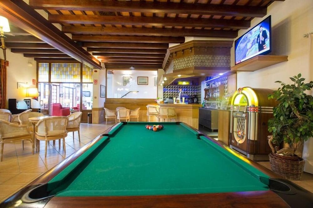 Hotel La Carolina Лорет де Мар Екстериор снимка