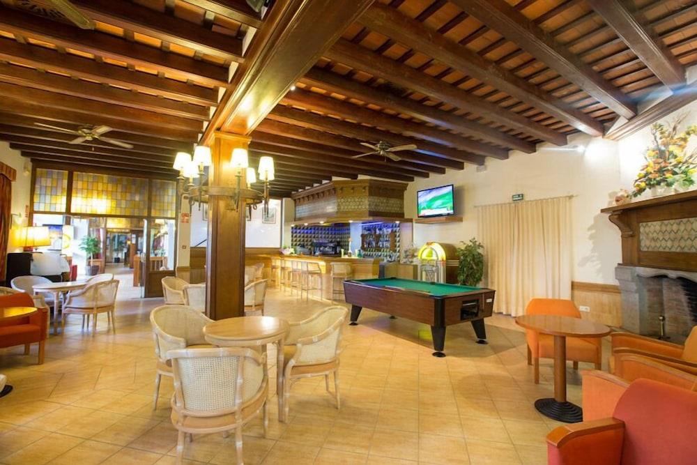 Hotel La Carolina Лорет де Мар Екстериор снимка